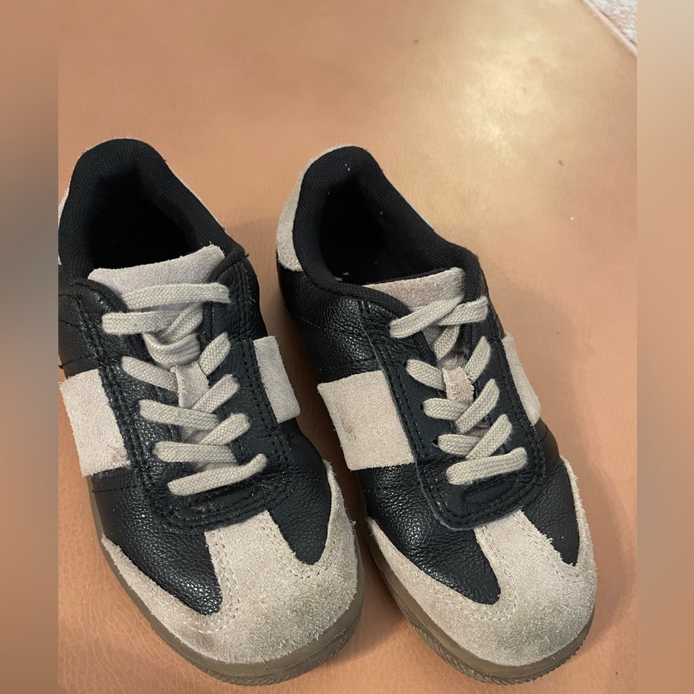 Zara- Retro Leather and Suede Sneakers (Sz 30)